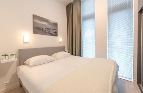 Wemeldinge Casa | Holiday Home Ruisweg 39 by Interhome