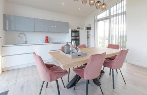 Wemeldinge Casa | Holiday Home Ruisweg 59 by Interhome