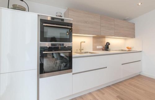 Wemeldinge Casa | Holiday Home Ruisweg 76 by Interhome