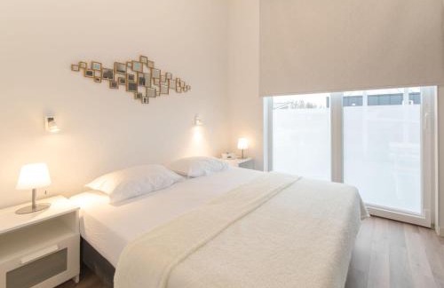 Wemeldinge Casa | Holiday Home Ruisweg 76 by Interhome