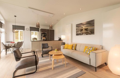 Wemeldinge Casa | Holiday Home Ruisweg 89 by Interhome