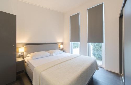 Wemeldinge Casa | Holiday Home Ruisweg 91 by Interhome