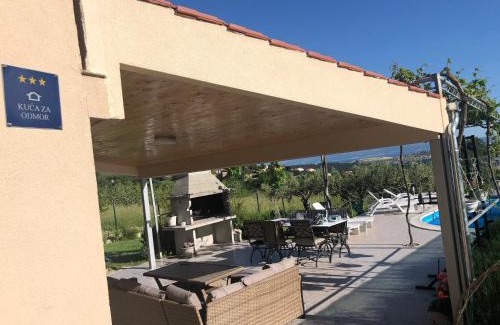 Solin Casa | Holiday Home Rupotina with a large yard, pool and a beautiful view