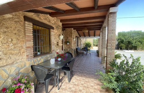 Pozo Alcon Casa | Casa de vacaciones 'Rural Fábrica Del Azúcar ' con vistas a la montaña, Wi-Fi y aire acondicionado