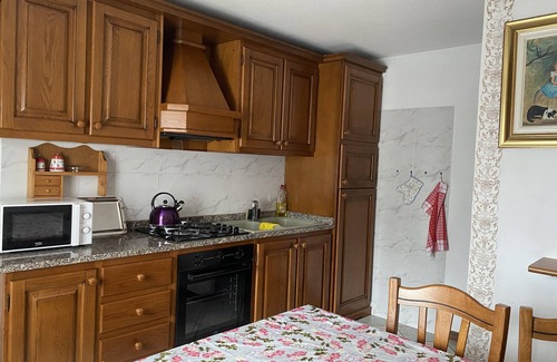 Albettone Casa | Casa de vacaciones 'Rustico del Vigneto' con vistas a la montaña, jardín y Wi-Fi