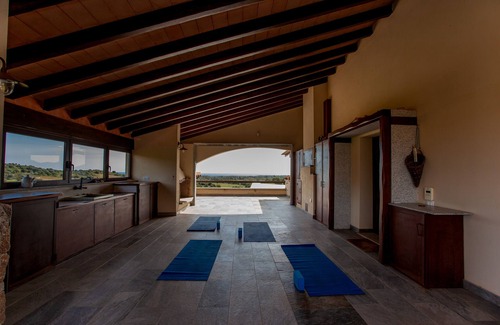 Siniscola Casa | Casa vacacional 'S'ena E Mammai' con vistas al mar, jardín, terraza y Wi-Fi