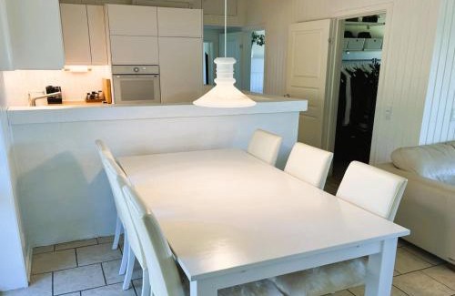Mesinge Casa | Holiday Home Sannie - 250m from the sea by Interhome