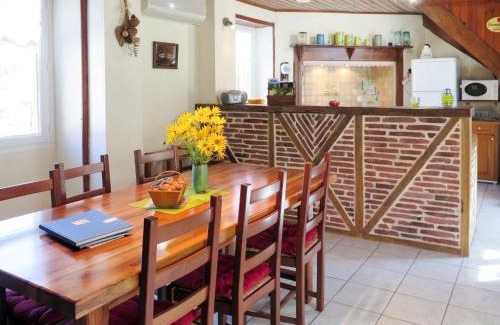 Loubressac Casa | Holiday Home Sarrouil by Interhome