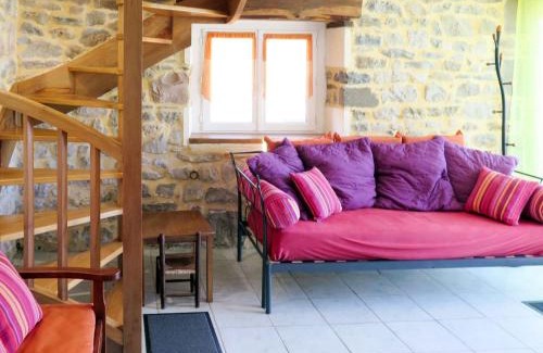 Loubressac Casa | Holiday Home Sarrouil by Interhome