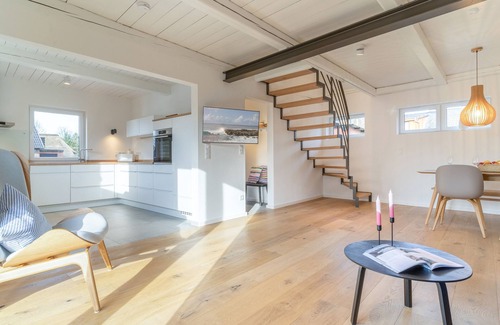 Tating Casa | Holiday home Seapoint in Tating for up to 4 persons