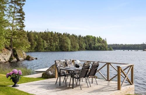 Hjortsberga Casa | Holiday Home Sjöatorp Skogsstugan by Interhome