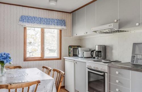 Hjortsberga Casa | Holiday Home Sjöatorp Skogsstugan by Interhome