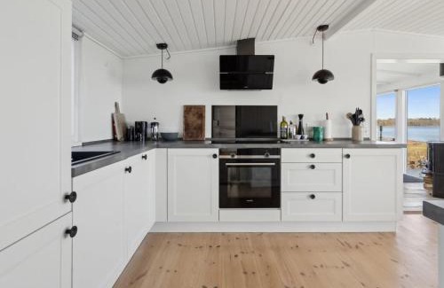 Broager Casa | Holiday Home Solbritt - 30m from the sea by Interhome