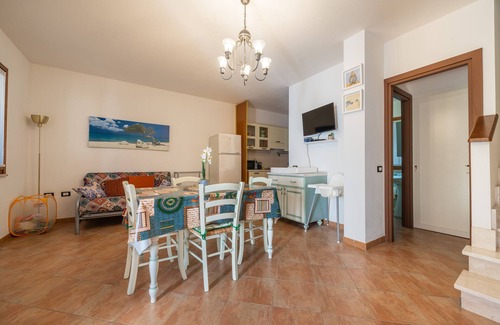 Porto Pino Casa | Casa vacacional 'Sole E Mare' con terraza privada, jardín privado y aire acondicionado