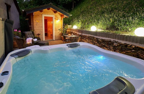 Bernkastel Casa | Holiday Home "Spa House", quiet and centrally located wellness holiday home on the Moselle