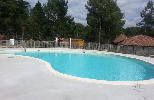 Moliets-et-Maa Casa | Holiday Home 'Stéphane Le Gac' with Shared Pool, Private Terrace and Wi-Fi
