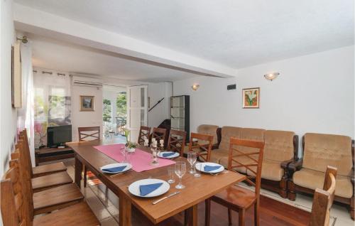 Stomorska Casa | Holiday Home Stomorska With Sea View 12