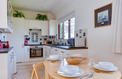 Stonegate Casa | Holiday Home Sugarloaf by Interhome