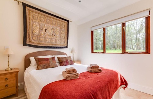 Stonegate Casa | Holiday Home Sugarloaf by Interhome