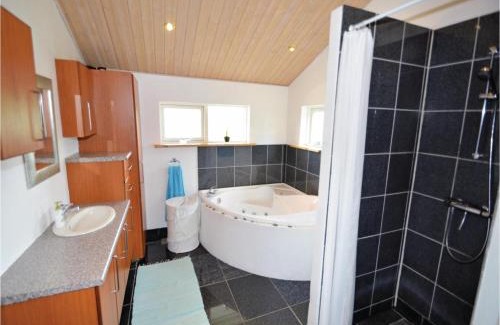 Lyngsbæk Strand Casa | Holiday Home Sydbakken Ebeltoft