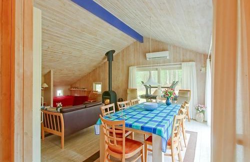 Dueodde Casa | Holiday Home Sylvia - 900m from the sea by Interhome