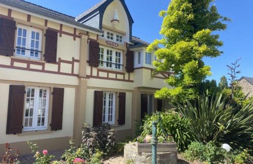 Barneville-Carteret Casa | Holiday Home Tytisa N-2 by Interhome