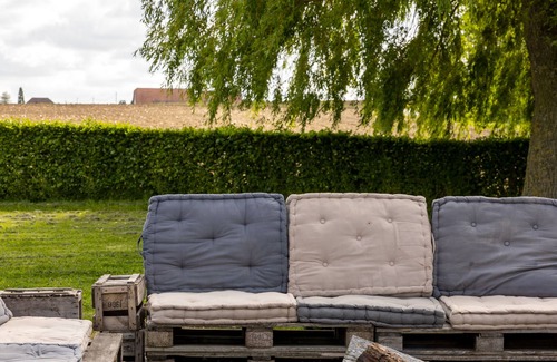 Passendale Villa | holiday home 't hov Place up to 20 people-pet friendly-war history