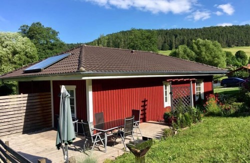Themar Apartamento | Holiday home Tachbachtal