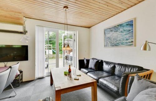 Øhuse Casa | Holiday Home Thana - 1-4km from the sea by Interhome