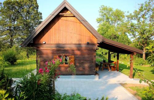 Slunj Casa | Holiday home The Hive