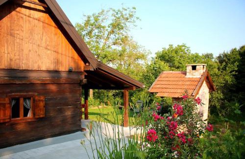 Slunj Casa | Holiday home The Hive