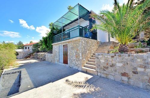 Gdinj Casa | Holiday Home Tina by Interhome