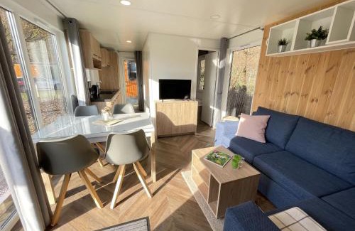 Riedenburg Casa | Holiday Home Tiny Haus Sunside Gardenlounge by Interhome