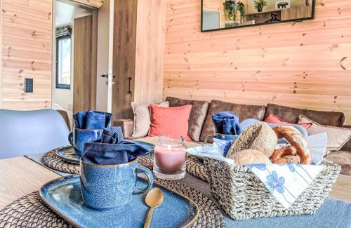 Fischbachau Casa | Holiday Home Tiny Haus Glockenalm-Haus 4-Jahreszeiten by Interhome