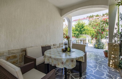Palit Casa | Holiday Home to 17 Persons