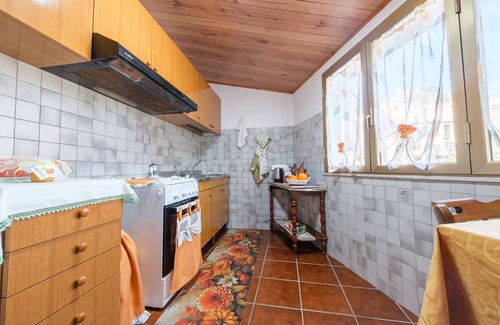 Savoca Casa | Casa de vacaciones 'Tommaso E Martina' con vistas a la montaña, Wi-Fi y aire acondicionado
