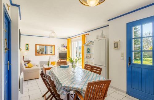 Loctudy Casa | Holiday Home Ty Bihan by Interhome