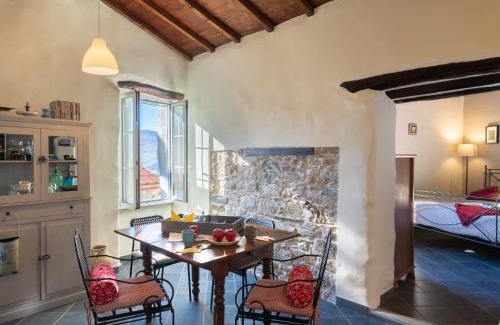 Chiusanico Casa | Holiday Home U Furnu by Interhome