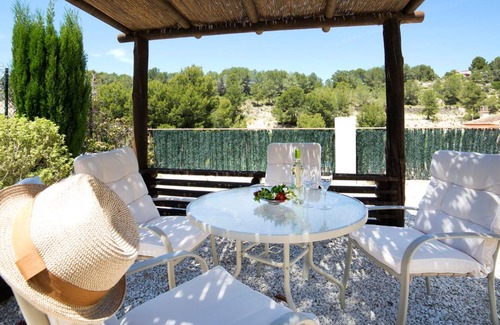 Empedrola Casa | Holiday Home Una by Interhome