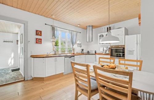 Sondervig Casa | Holiday Home Urte - from the sea by Interhome