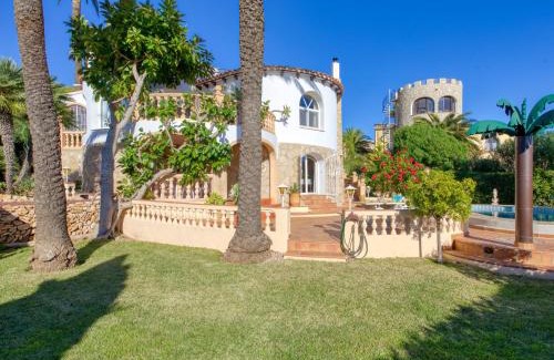 Cap de la Nau Casa | Holiday Home Uschi by Interhome