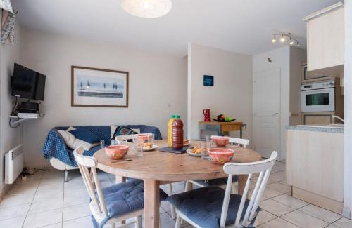 La Cote Radieuse Casa | Holiday Home Villa Cassin by Interhome