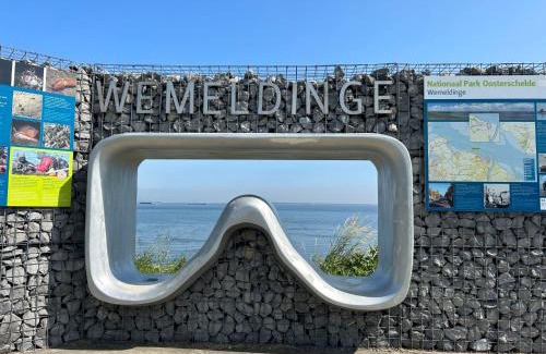 Wemeldinge Casa | Holiday Home Vakantiehuis Ruisweg 77 by Interhome