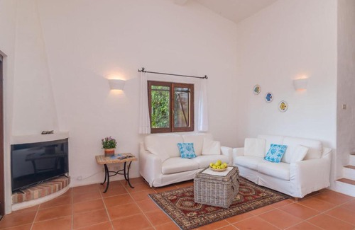 San Teodoro Casa | Holiday Home Vanessa by Interhome