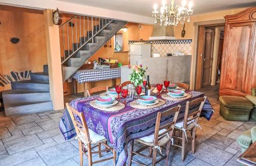 Blassac Casa | Holiday Home Varenne by Interhome