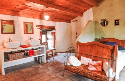 Blassac Casa | Holiday Home Varenne by Interhome
