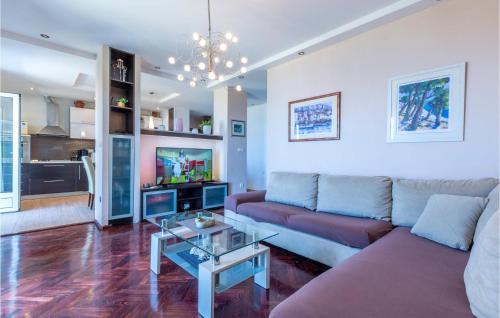 Veliko Brdo Casa | Holiday Home Veliko Brdo-Vrcani Bb Iii