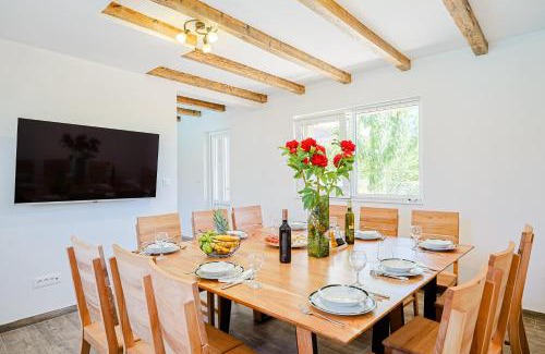 Biokovsko Selo Casa | Holiday Home Veronika near Makarska, private pool