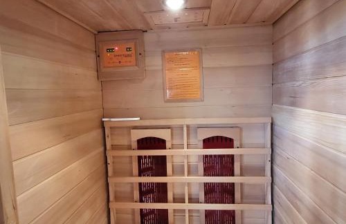 Brezice Casa | Holiday Home Vesna with Sauna