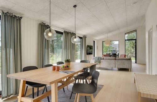 Torup Strand Casa | Holiday Home Vigga - 800m from the sea by Interhome